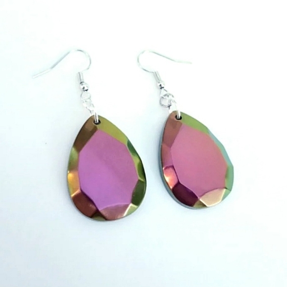 Purple and green color shift chameleon chrome teardrop dangle earrings new resin - Picture 4 of 4
